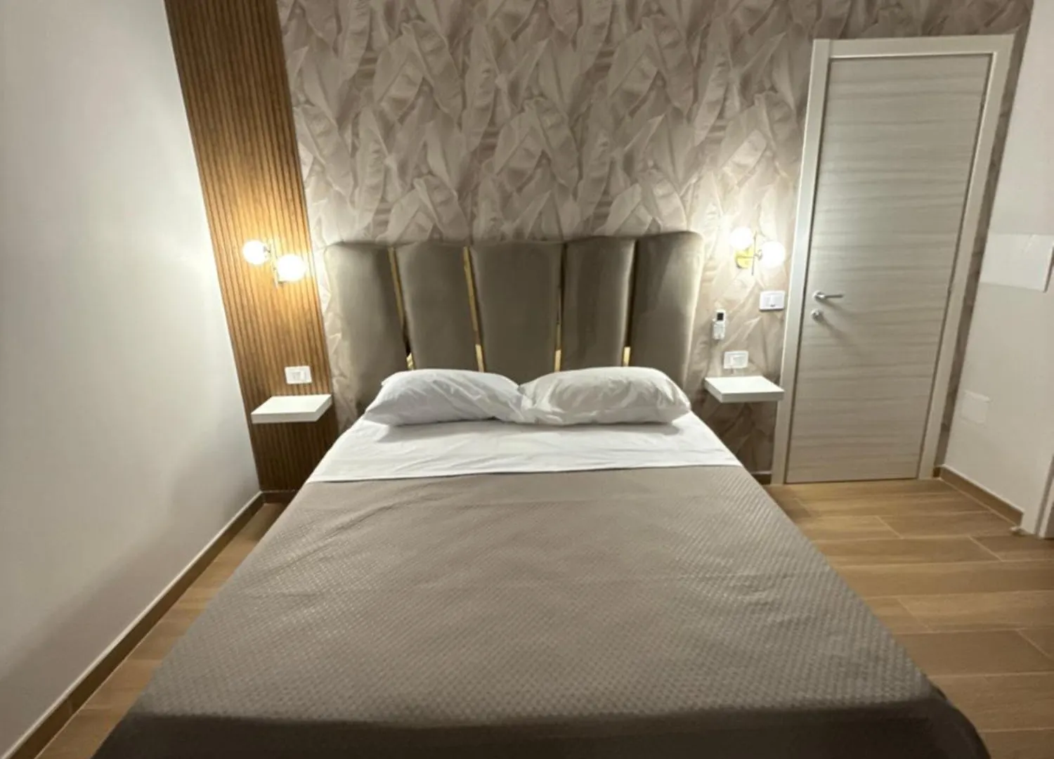 Gasthof Hotel Il Regno Di Napoli