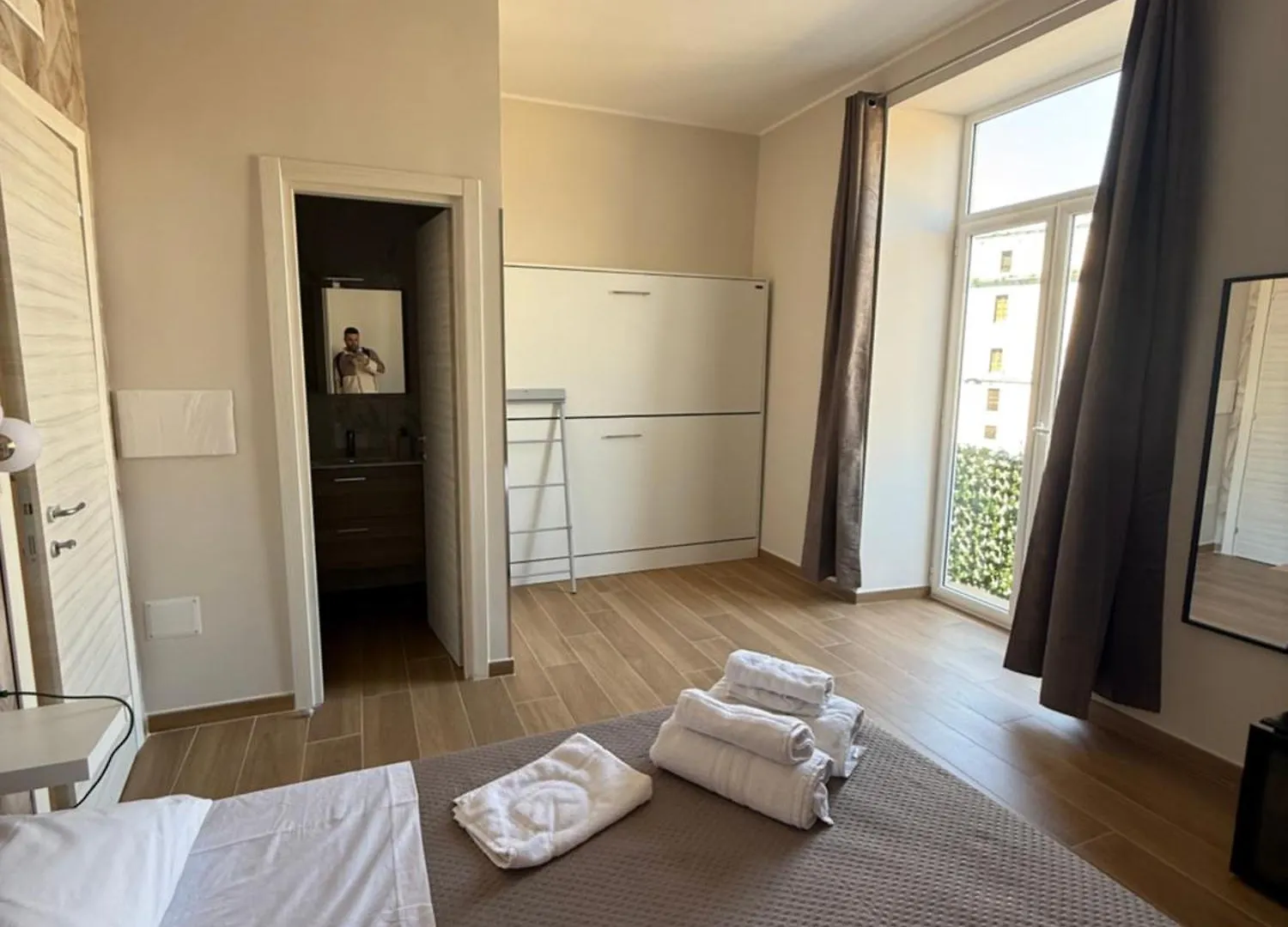 Il Regno Di Napoli Hotel 0*, Naples