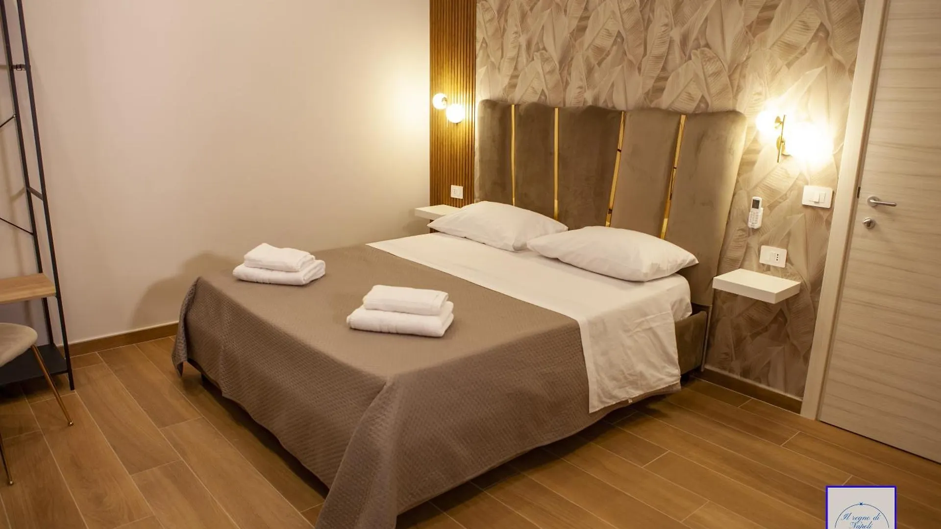 Il Regno Di Napoli Hotel 0*, Naples Italy